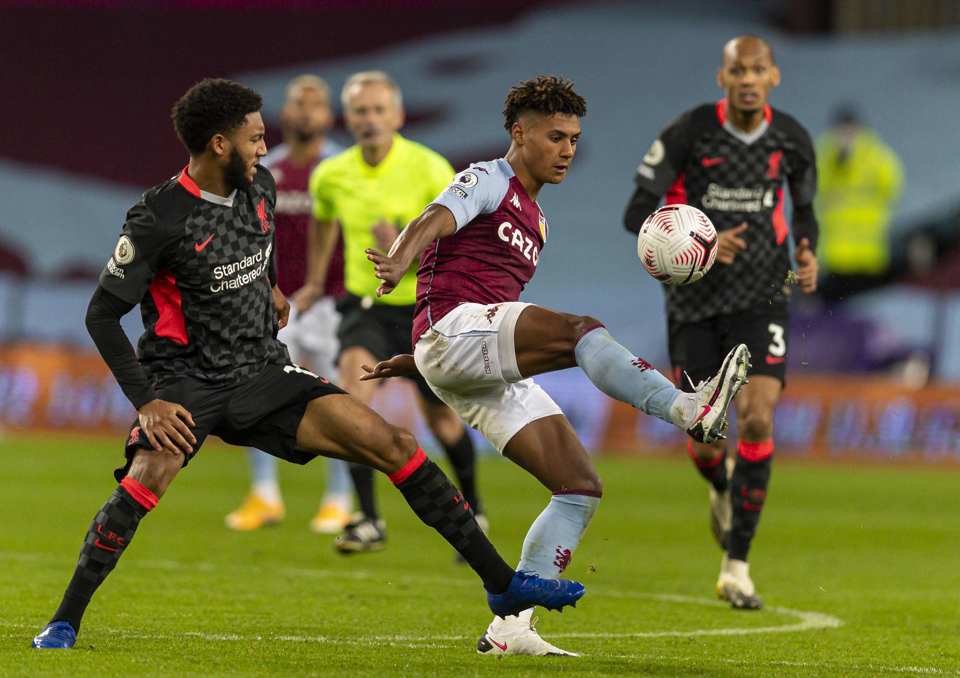 将杨希换上 将杨希换上